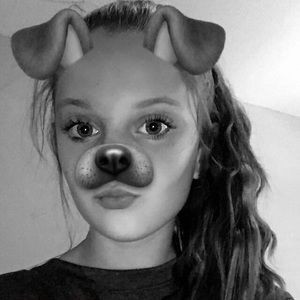 Meet your Posher, Ava